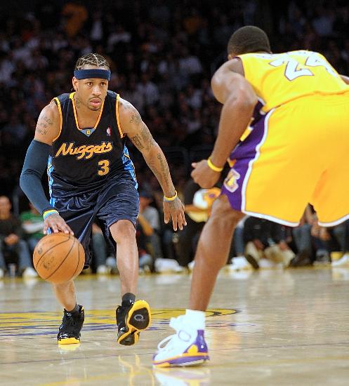 津门虎以1亿投资逆袭联赛前六，培养出三名国脚新星，展现草根逆袭与青训潜力。（津门虎亿元投入冲入前六，三国脚新星崛起，草根逆袭与青训实力凸显）