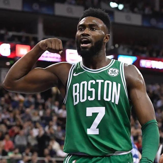 官方：朱利亚诺-西蒙尼当选马竞10月最佳球员（马竞官方：朱利亚诺-西蒙尼荣膺10月最佳球员）